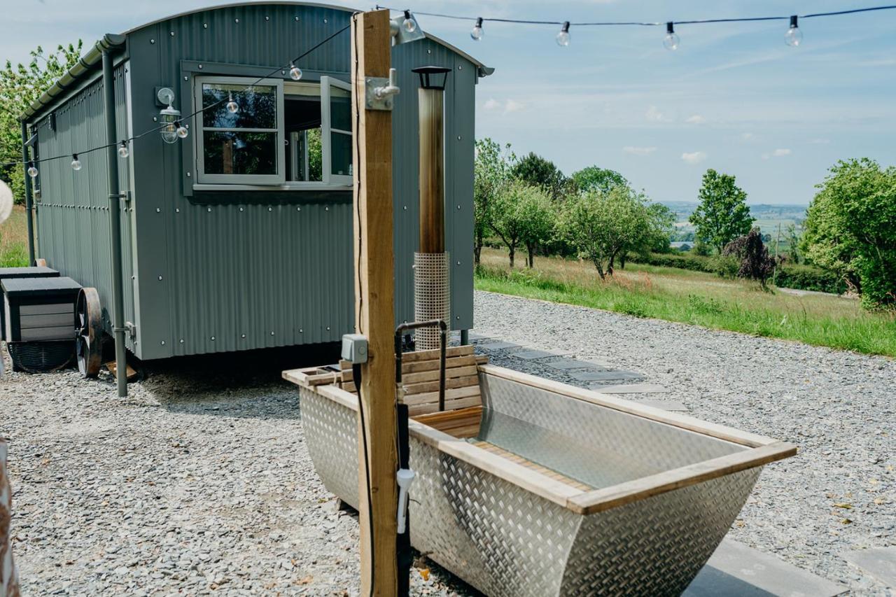 Blatchford Briar - Award Winning Private Shephards Huts With Their Own Secluded Hot Tubs Milton Abbot エクステリア 写真